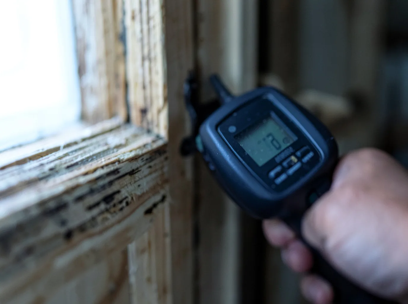 Ceiling Water Damage Repair in Aberdeen, MS